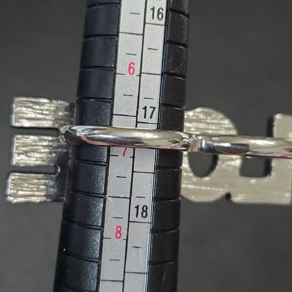 Silver tone and black double finger love ring - Picture 10 of 11